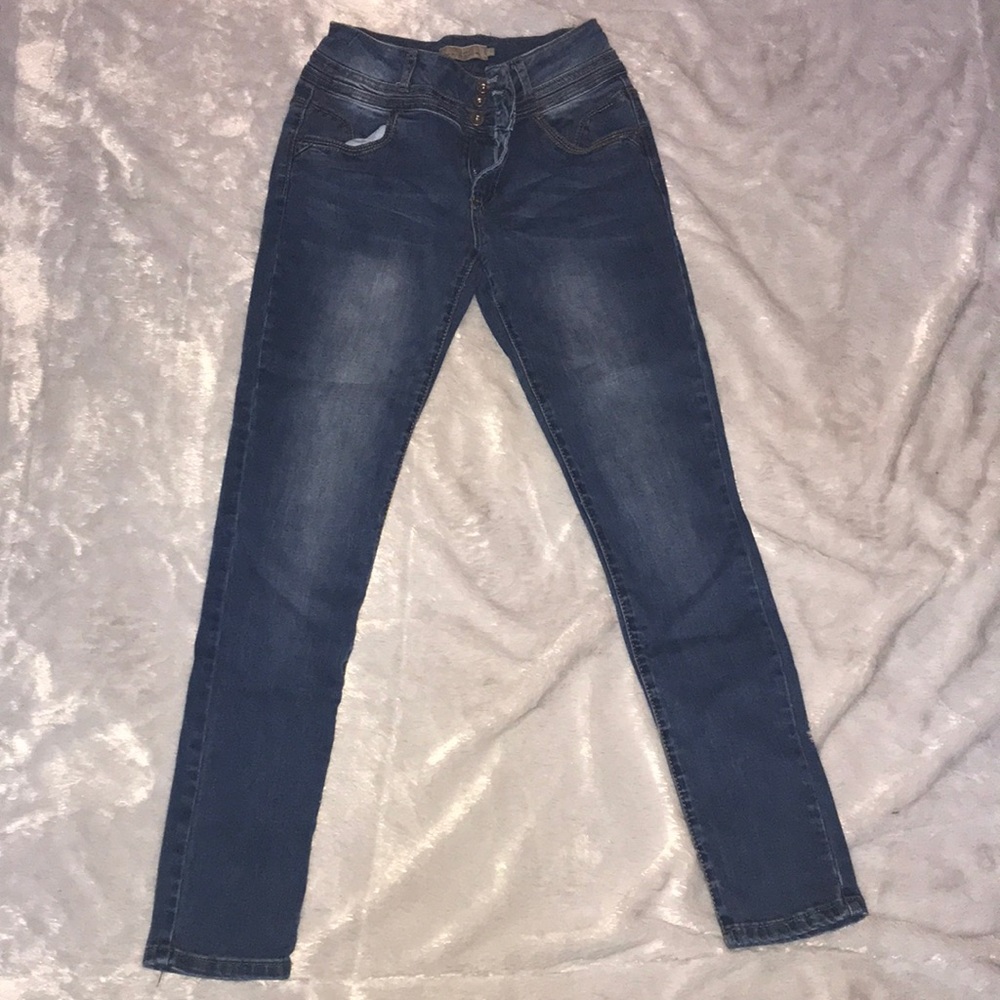JZ jeans size 7 no distressing NWOT